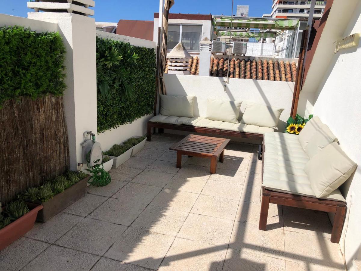 El Cortijuelo. Magnificent Triplex Terraced House With Rooftop Of 18M2, Overlooking The Sea. Parking Torremolinos Eksteriør billede