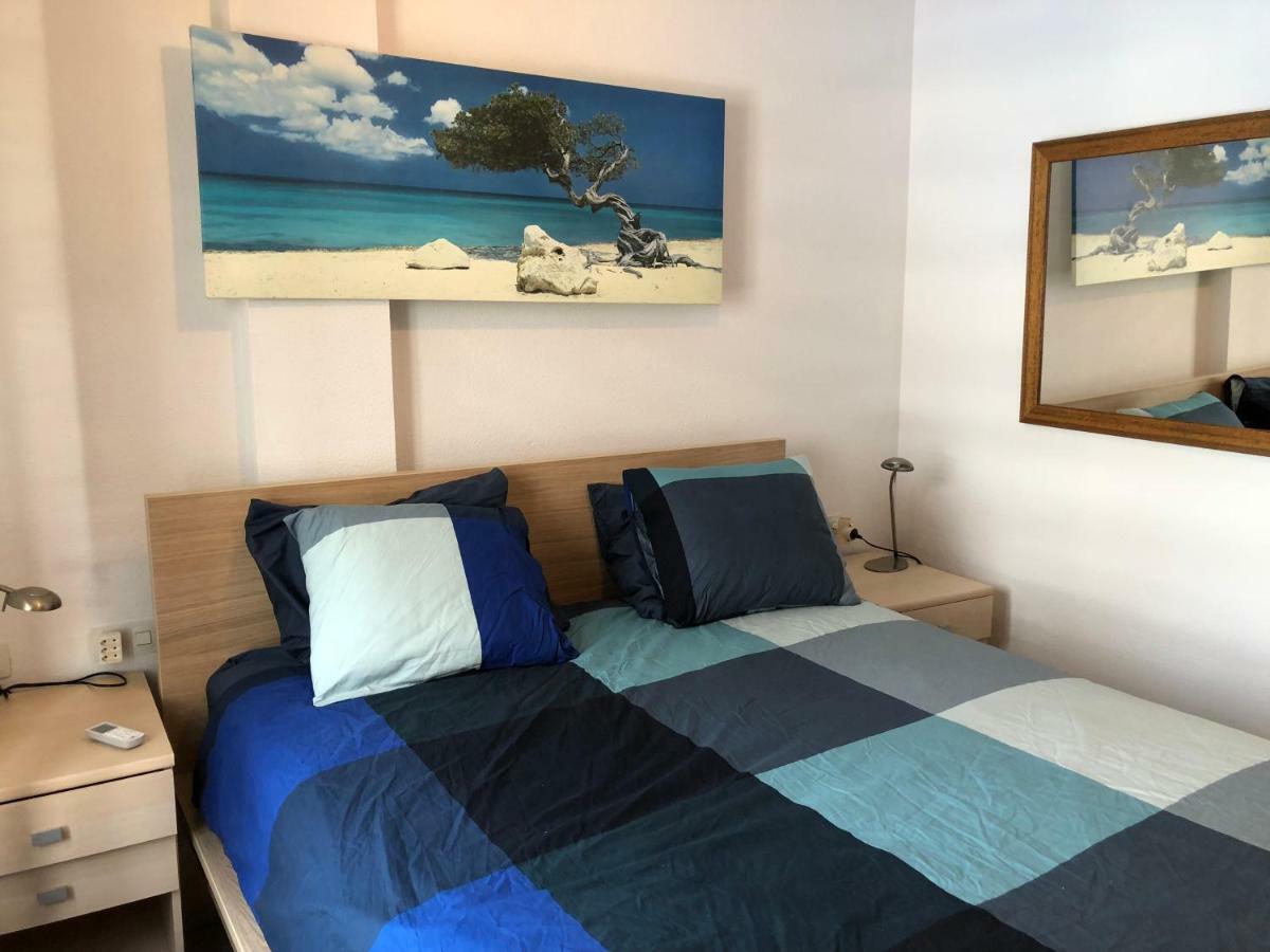 El Cortijuelo. Magnificent Triplex Terraced House With Rooftop Of 18M2, Overlooking The Sea. Parking Torremolinos Eksteriør billede