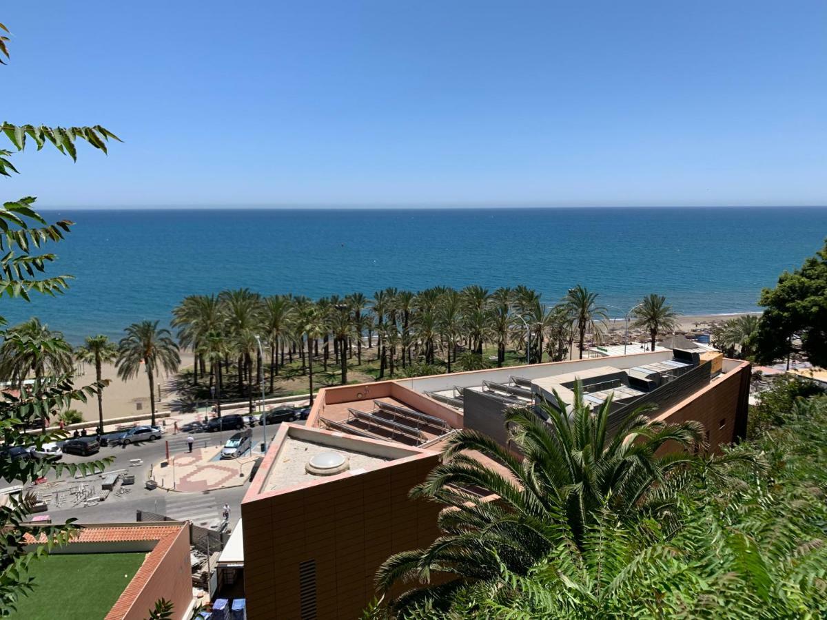 El Cortijuelo. Magnificent Triplex Terraced House With Rooftop Of 18M2, Overlooking The Sea. Parking Torremolinos Eksteriør billede